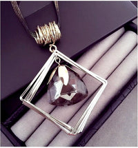 Kolye Crystal Pendant