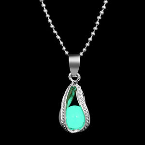 Moon Glowing Pendant