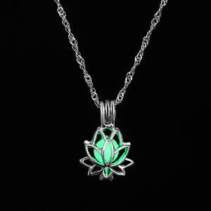 Moon Glowing Pendant