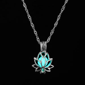 Moon Glowing Pendant